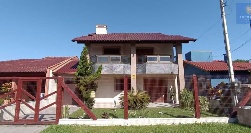 Casa 3 dormitórios em Capão Novo