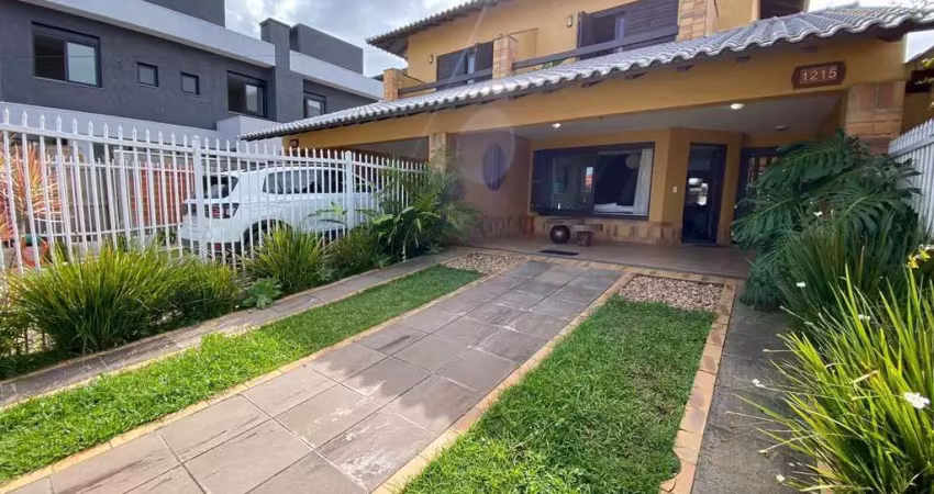 Sobrado 3 dormitórios no Centro de Xangri Lá
