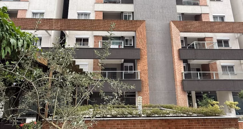 Apartamento mobiliado, climatizado e com 1 suíte e vaga de garagem  no Central Park Joinville por R$ 330.000,00.