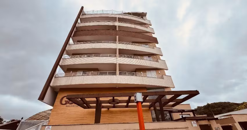 Apartamento no américa com 03 quartos e 03 vagas de garagem.