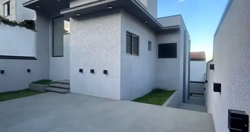 Casa com 3 quartos à venda na Rua Fábio Viana, 522, Vila Rei, Mogi das Cruzes