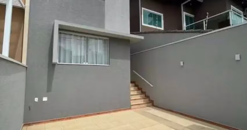 Casa à venda na alameda lucas nogueira garcez  atibaia/sp