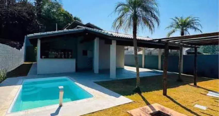 Casa de campo nova com piscina e gourmet  atibaia/sp