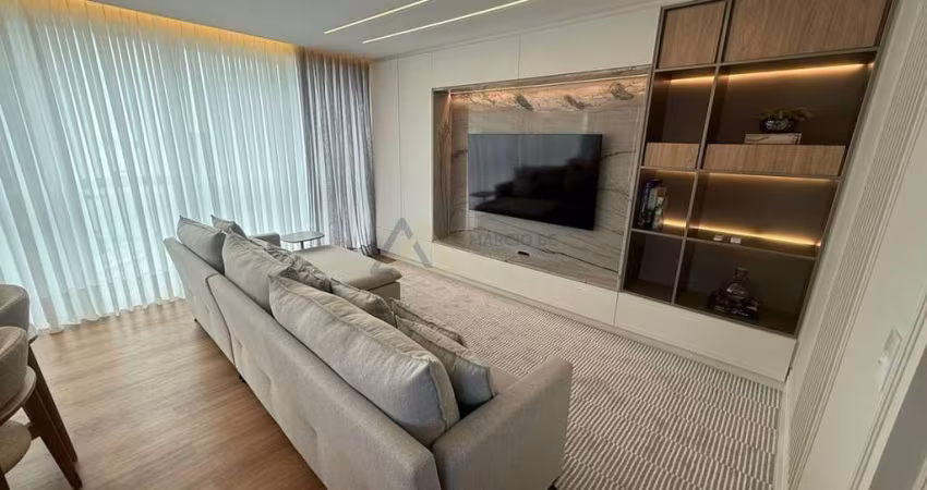 Apartamento com 03 suítes - Centro - Balneário Camboriú