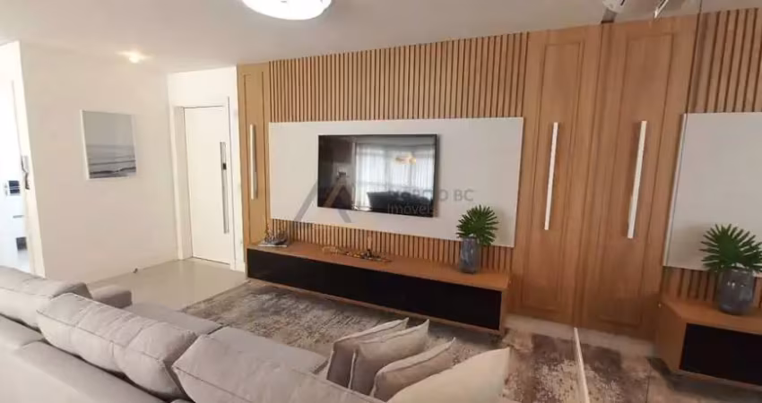 Apartamento 03 suítes  no centro de balneário camboriú