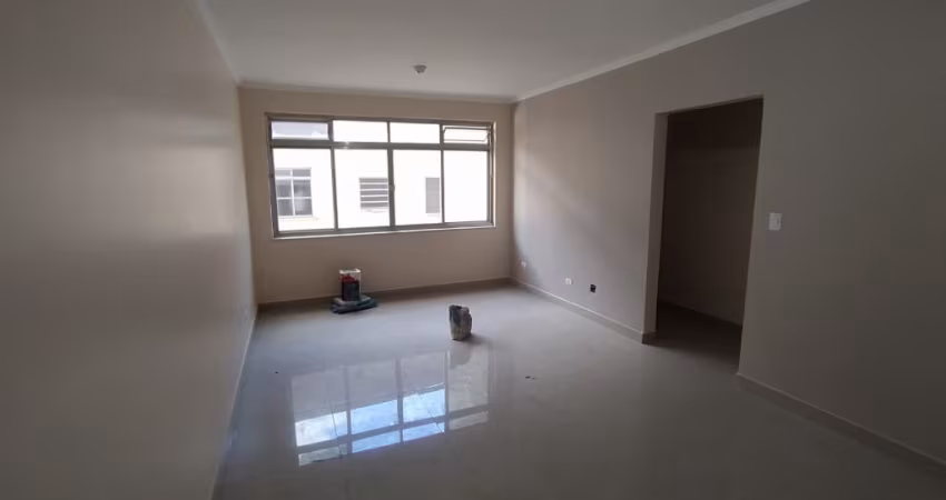 2 quartos, Elevador, Portaria 24H, 1 garagem Privativa, Bairro: Campo Grande / Marapé , Santos/SP