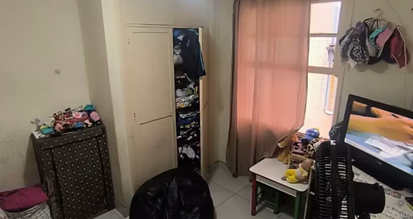 Apartamento 2 quartos, 1º andar fundos, garagem, bairro: campo grande, cidade: santos/sp