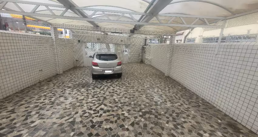 Sobrado isolado, 6 vagas de garagem, 4 dormitórios, churrasqueira, embaré, santos/sp