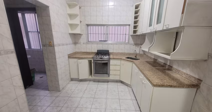 Apartamento quadra mar, 2 quartos, elevador, portaria 24h, bairro: josé menino, cidade: santos/sp