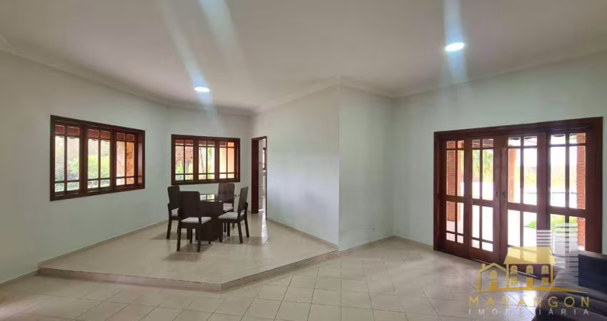 Casa com 3 dormitórios à venda, 27302 m² por R$ 1.950.000,00 - Condomínio Village Castelo Itu - Itu/SP