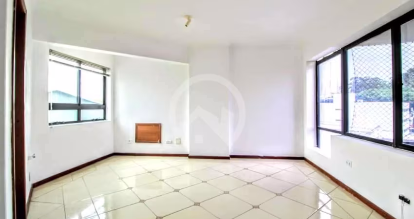 SALA COMERCIAL NA RUA  JOÃO BETTEGA, BAIRRO PORTÃO.