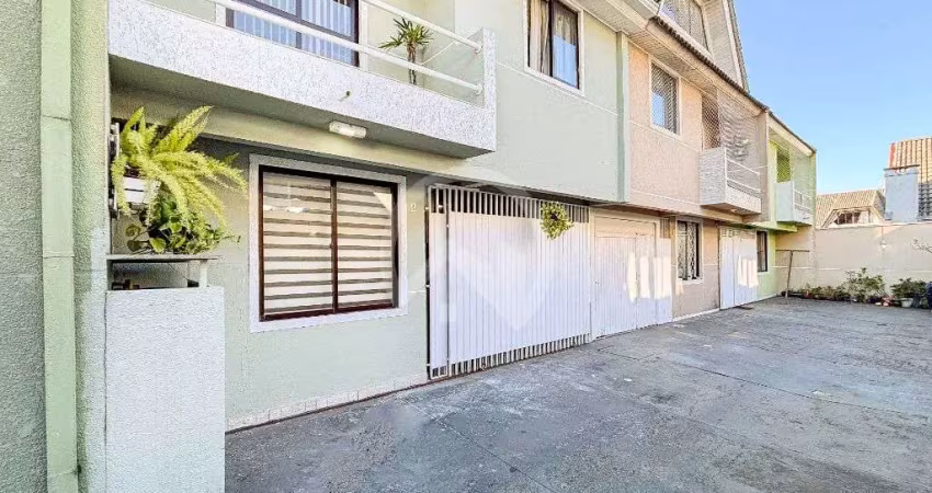 Sobrado triplex a venda proximo ao shopping jardim das americas com 3 quartos no condominio bronislau viii, curitiba