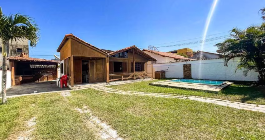 Casa com 2 dormitórios para alugar, 140 m² por R$ 2.800,00/mês - Porto D'aldeia - São Pedro da Aldeia/RJ