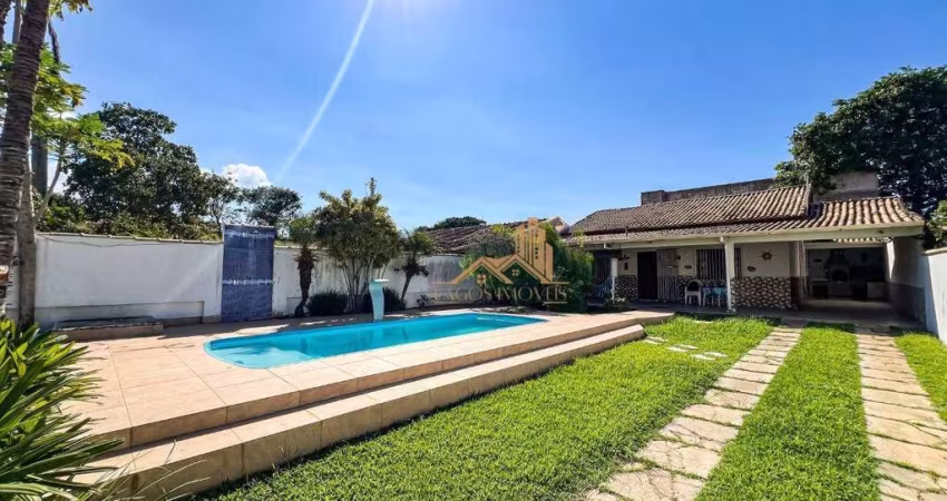 Casa com 2 dormitórios à venda, 152 m² por R$ 450.000 - Jardim Arco Iris - São Pedro da Aldeia/RJ