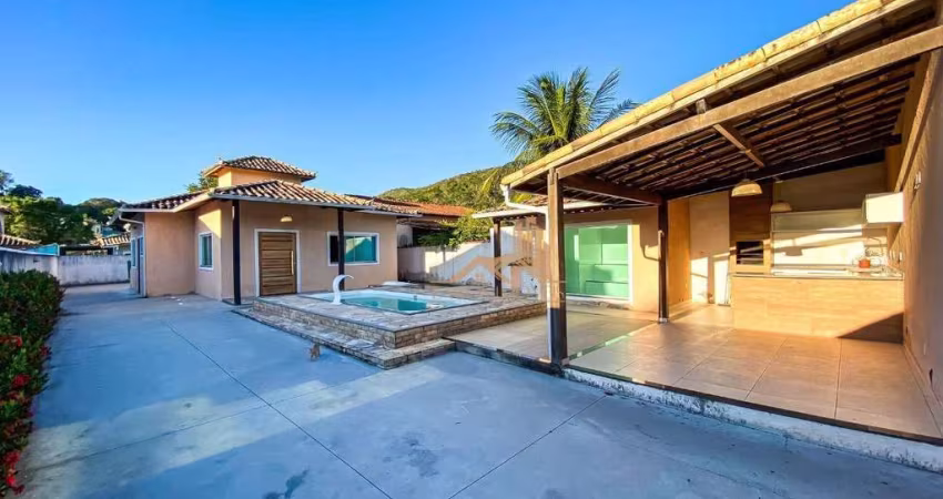 Casa com 3 dormitórios à venda, 150 m² por R$ 490.000,00 - Morro do Milagre - São Pedro da Aldeia/RJ