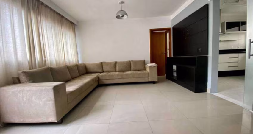 Apartamento reformado e semi mobiliado em Higienópolis