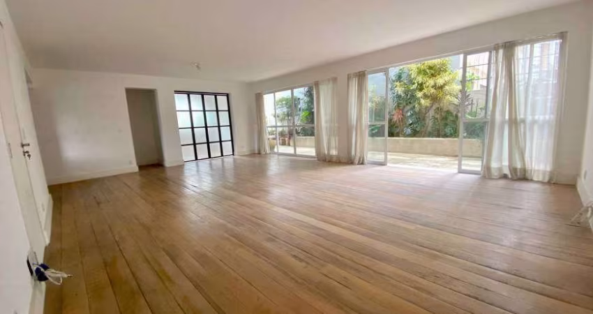 Apartamento para venda tem 276 metros quadrados com 3 quartos em Higienópolis - São Paulo - SP