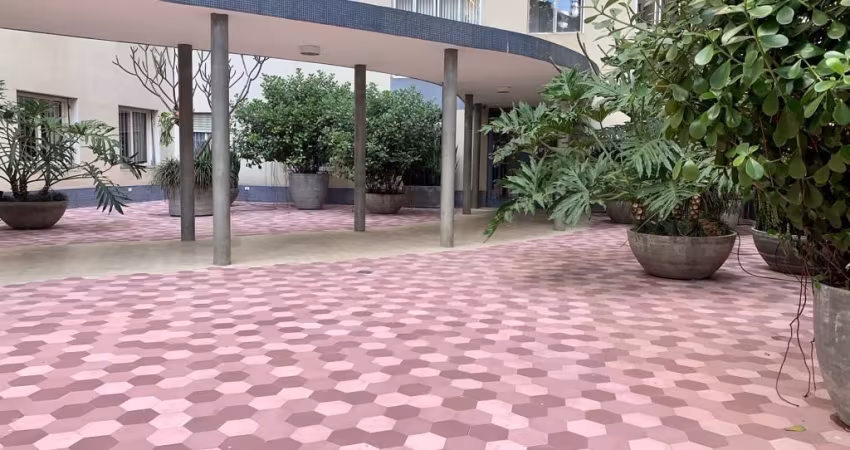 Belo apartamento na Av. Higienópolis