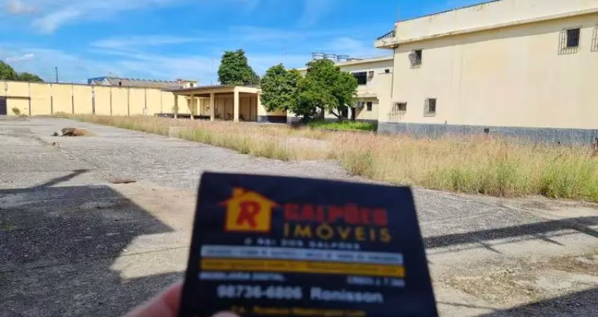 Barracão / Galpão / Depósito com 3 salas para alugar na TEREZA CRISTINA, 506, Figueira, Duque de Caxias