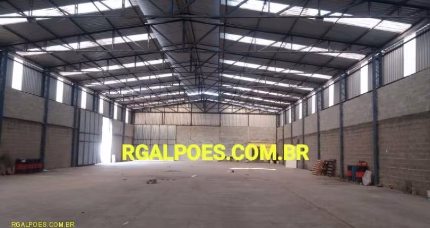 Barracão / Galpão / Depósito com 5 salas para alugar na Rodovia Washington Luiz, 645, Parque Capivari, Duque de Caxias