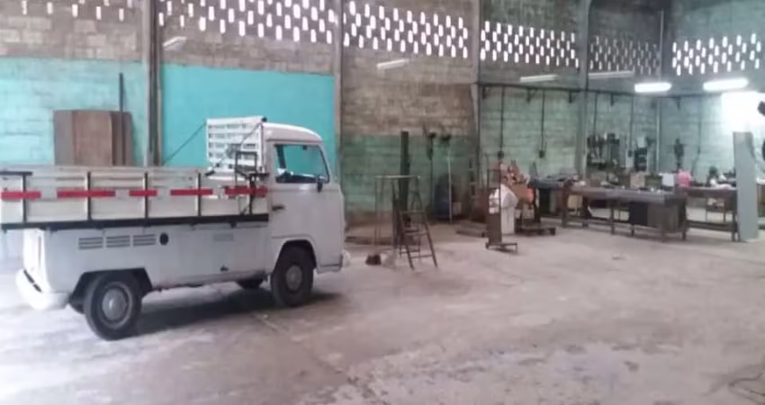 Barracão / Galpão / Depósito com 2 salas à venda na Avenida Demétrio Ribeiro, Figueira, Duque de Caxias