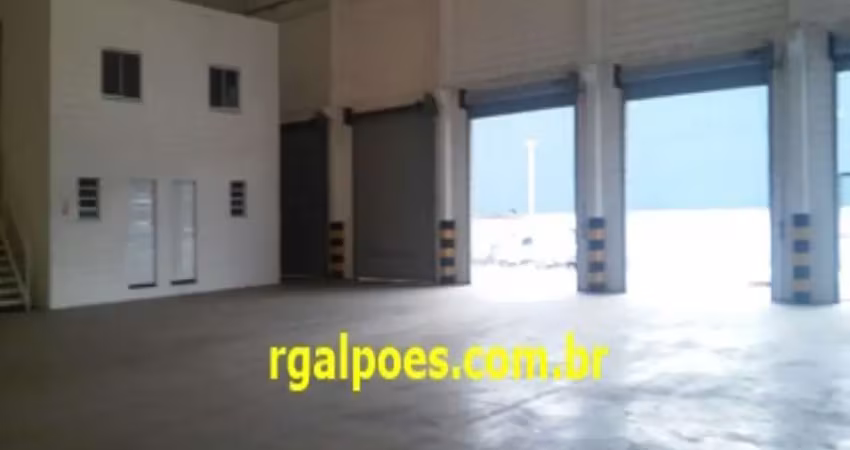 Barracão / Galpão / Depósito com 4 salas para alugar na Rua Dores do Turvo, 254, Pavuna, Rio de Janeiro