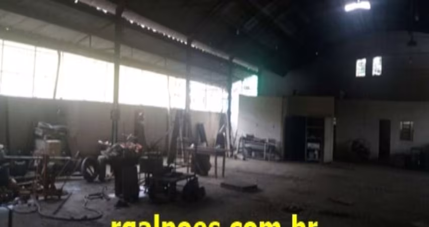 Barracão / Galpão / Depósito com 2 salas para alugar na Rua Belo Horizonte, 321, Parque Santa Amélia, Belford Roxo