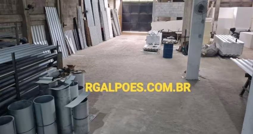 Barracão / Galpão / Depósito com 2 salas para alugar na Rua São Paulo, 1233, Campos Elíseos, Duque de Caxias