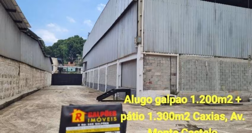 Barracão / Galpão / Depósito com 2 salas à venda na Avenida Monte Castelo, Jardim Gramacho, Duque de Caxias
