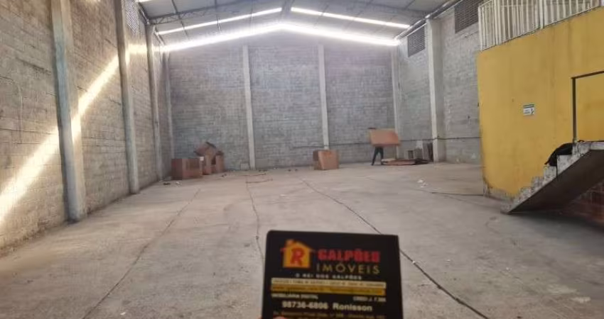 Barracão / Galpão / Depósito com 2 salas para alugar na Rodovia Washington Luiz, 432, Santa Cruz da Serra, Duque de Caxias