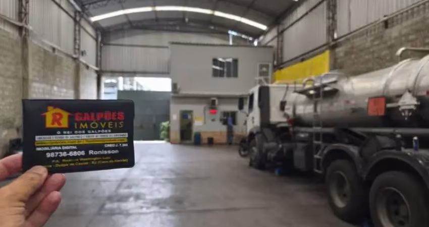 Barracão / Galpão / Depósito com 2 salas para alugar na Alameda Dois de Novembro, 222, Saracuruna, Duque de Caxias