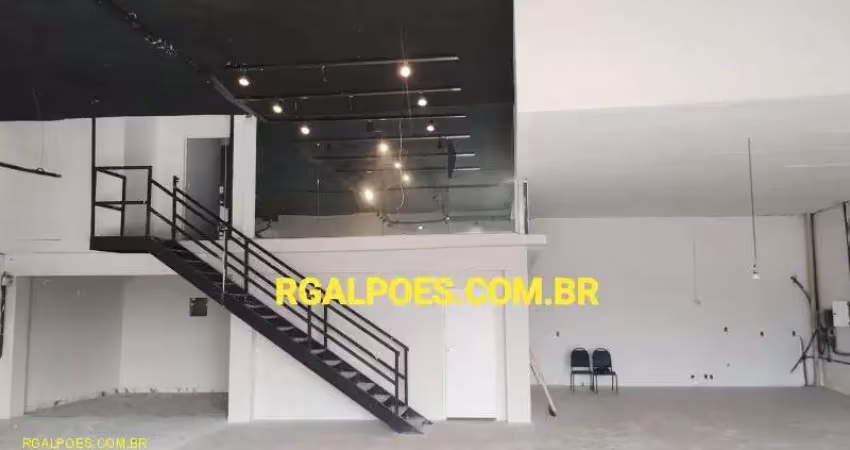 Barracão / Galpão / Depósito com 2 salas para alugar na RODOVIA RIO MAGÉ, 321, Saracuruna, Duque de Caxias