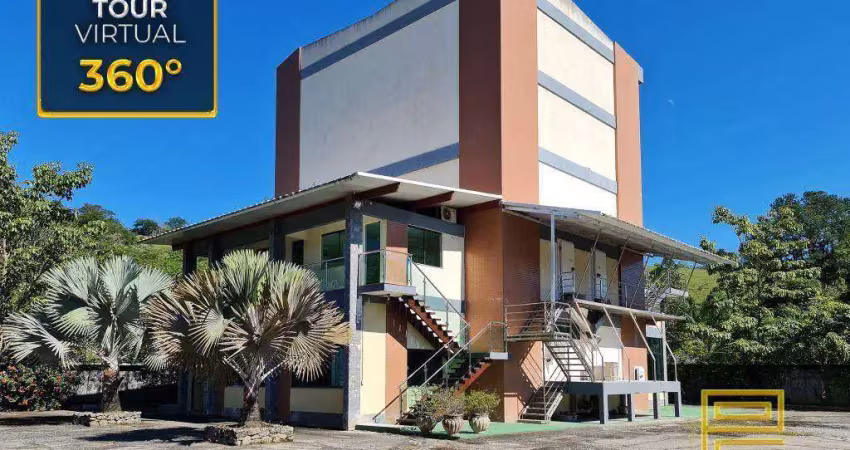 Galpão logístico fabrica de gelo, 1600m² construídos - 7100m² de terreno - pátio de manobra 4000m² por r$ 7.000.000 - centro - cachoeiras de macacu/rj