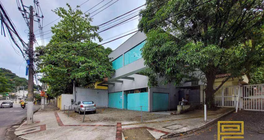 Loja de 140m² para alugar por r$7.000 + taxas - são francisco - niterói/rj