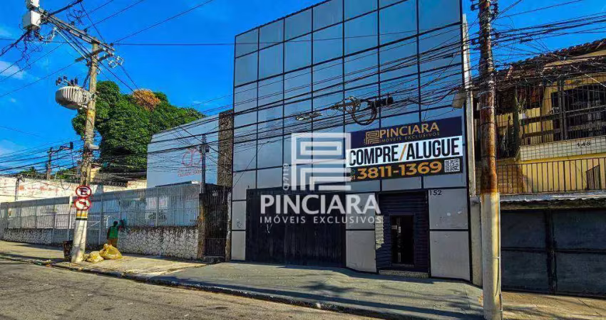 Prédio de 589m² com 3 andares à venda por R$2.500.000 ou aluguel por R$15.000 + taxas - Fonseca - Niterói/RJ