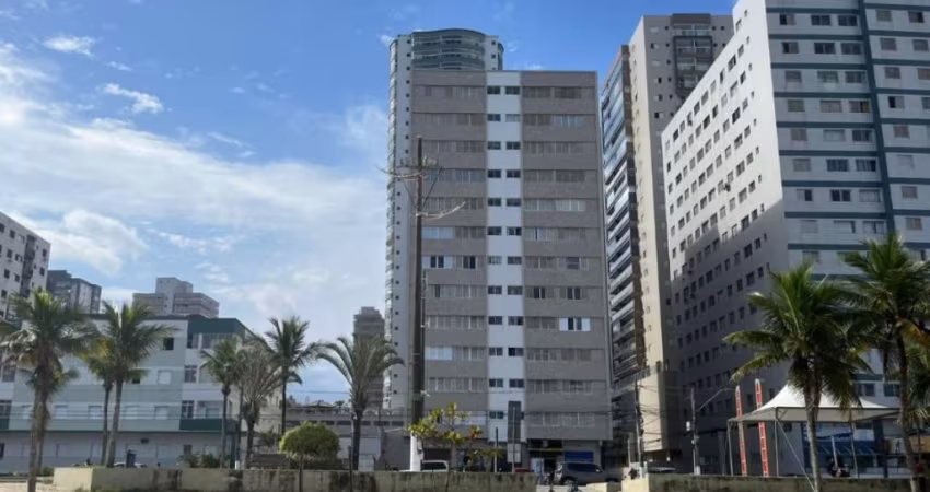 Kitão reformado e semimobiliado prédio frente mar / Aviação