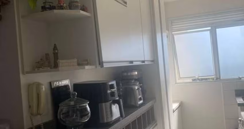 Apartamento com 03 Dormitórios com suíte