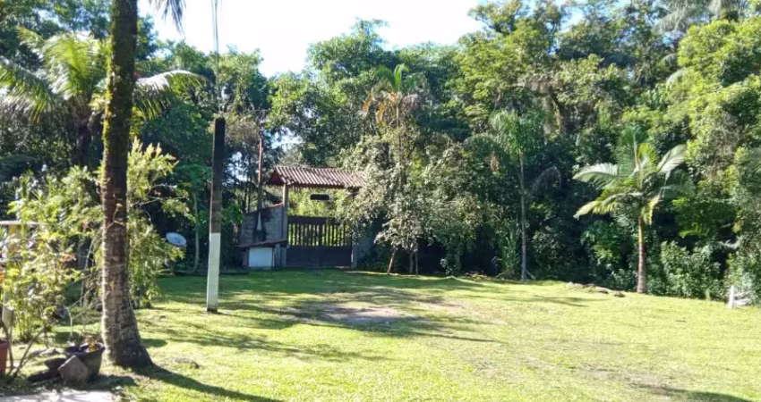 Bela chácara de 5.000m², com piscina em itanhaém, no jardim aguapeú!