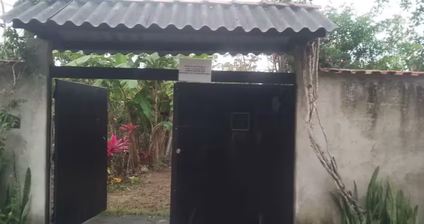 Vende-se chácara em itanhaém no bairro parque vergara, r$185 mil.