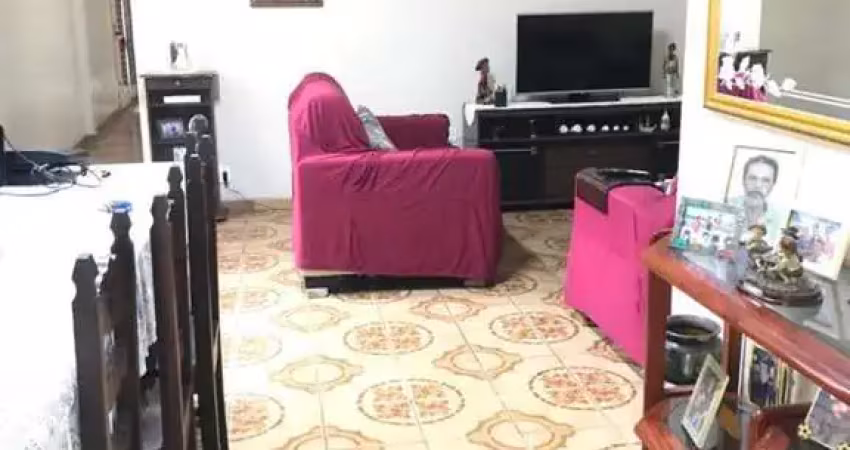 Casa para Venda em São Vicente, Centro, 4 dormitórios, 1 suíte, 3 banheiros, 4 vagas