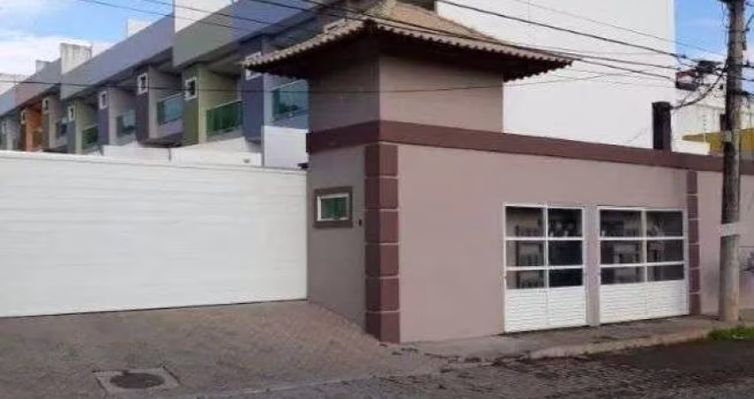 Casa de condomínio para aluguel possui 110 metros quadrados com 3 quartos