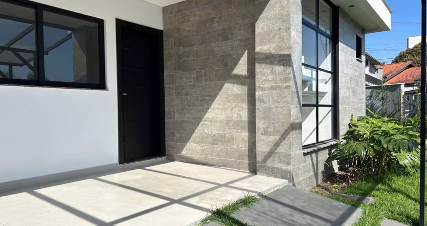 Sobrado a venda no bairro Saguaçu com 2 suítes por R$979.000,00