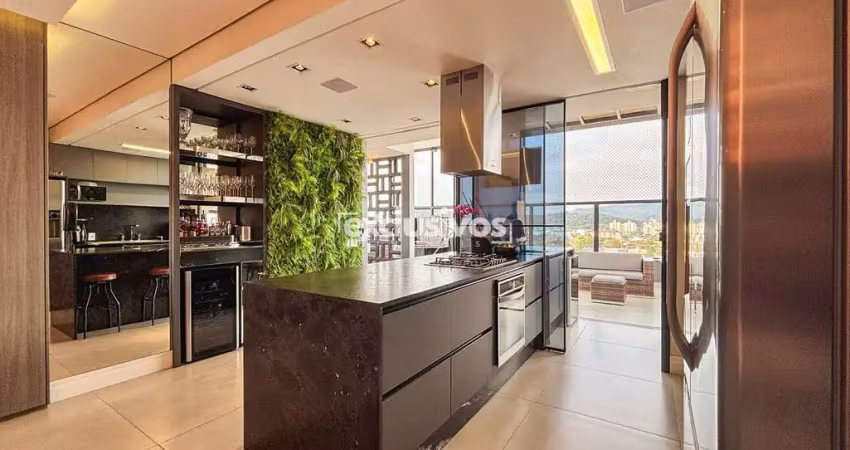 Ampla Cobertura a Venda no Bairro Costa e Silva/Joinville por R$ 1.790,000,00