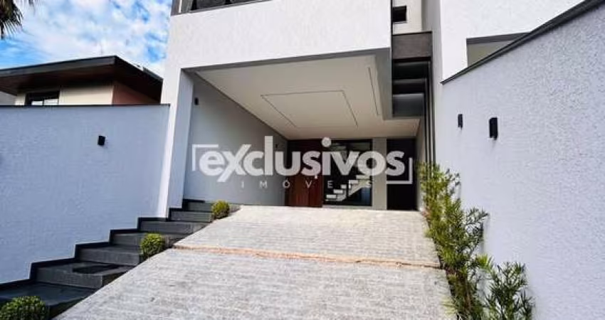 Sobrado geminado alto padrão com 3 amplas suítes à venda no bairro Glória
