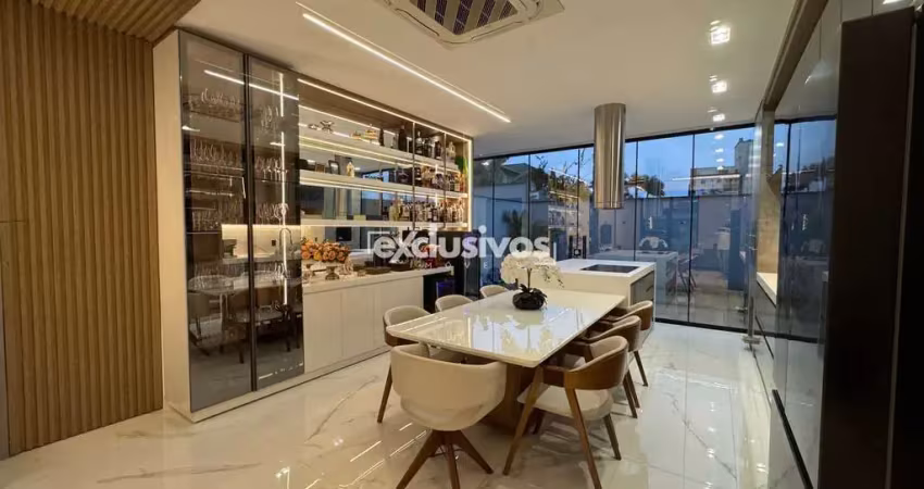 Geminado mobiliado com 3 suítes à venda no bairro Santo Antônio em Joinville-SC por R$ 1.780.000,00
