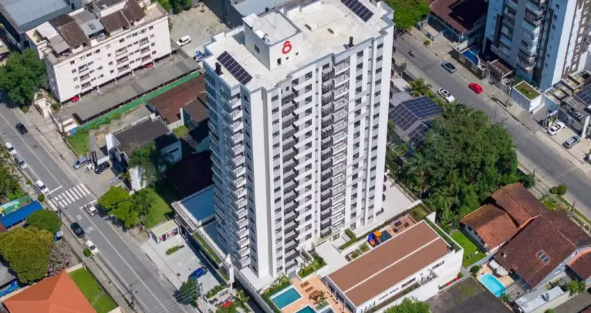 Lindo e amplo partamento Novo com 1 suíte mais 2 dormitórios no Supreme Home Club , no bairro Santo Antônio em Joinville