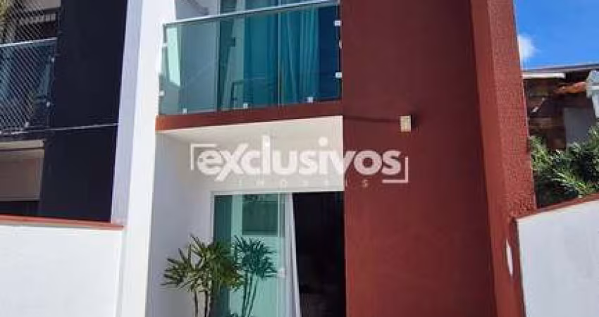 Geminado semi mobiliado com 1 suíte + 1 dormitório com 71m² privativos no Aventureiro à venda por R$ 375.000,00