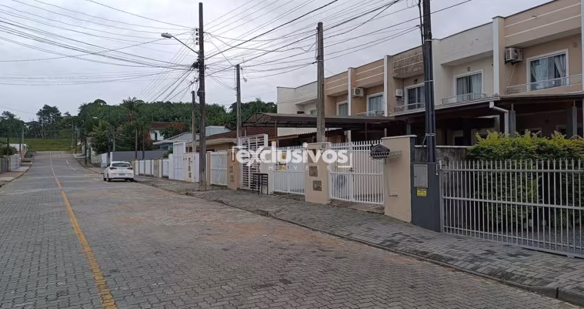 Sobrado geminado com 2 quartos à venda no bairro Floresta em Joinville - SC por R$ 395.000,00.