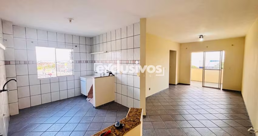 Apartamento com 2 quartos super espaçoso entre Adhemar Garcia e Fátima.