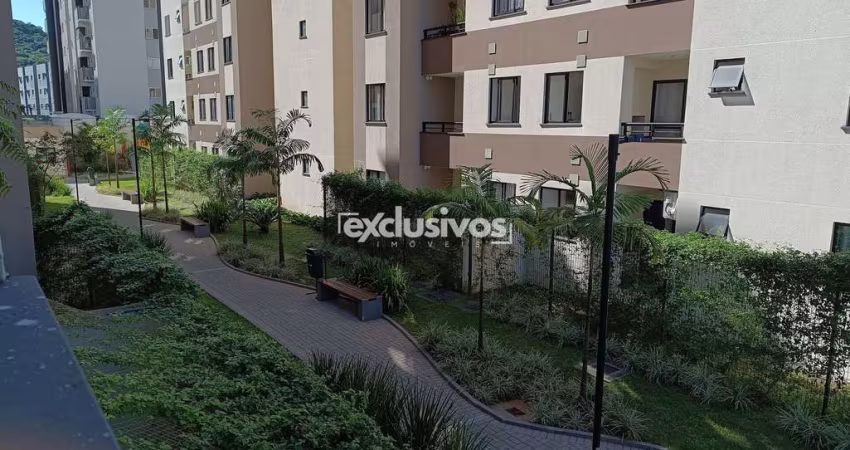 Apartamento à venda no bairro Saguaçú em Joinville com 2 quartos por 350 mil reais.